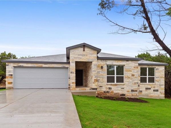 3704 Stillwood LN , Lago Vista, TX 78645