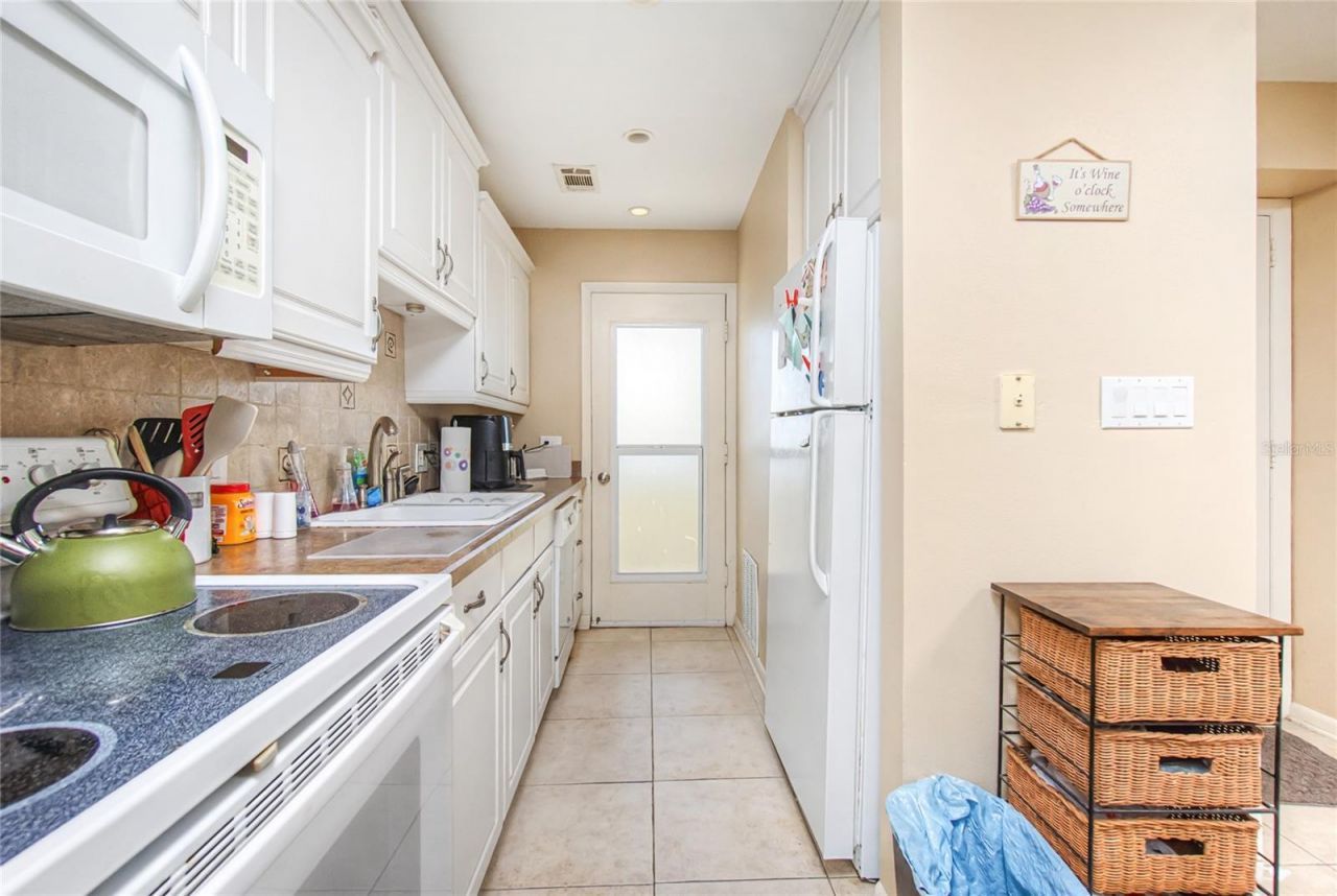 1500 Park Beach Circle , Unit 5G, Punta Gorda, FL 33950 Photo