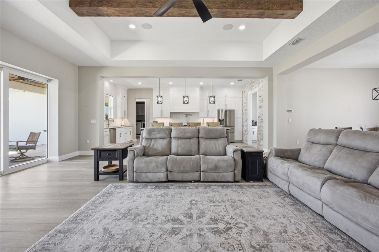 9665 SE 61st Terrace, Belleview, FL 34420 Photo