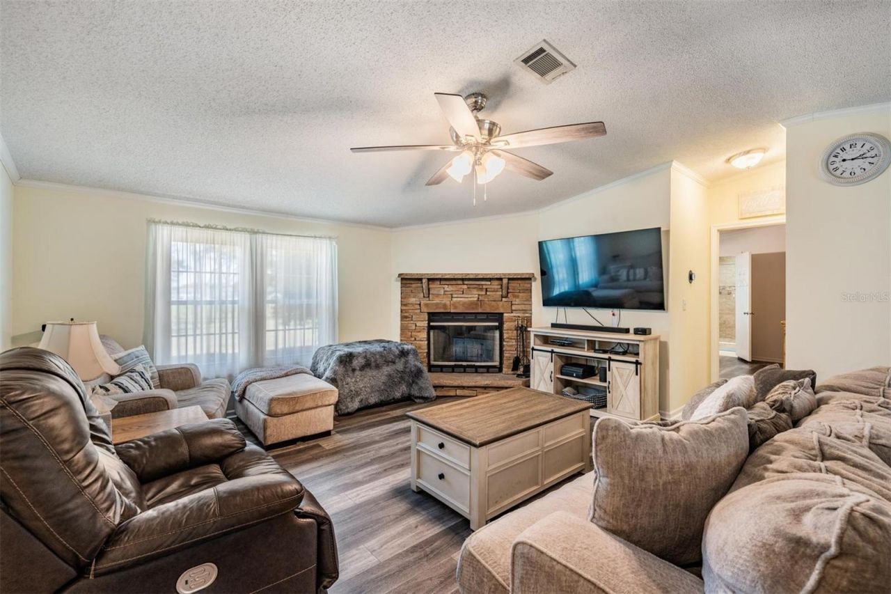13544 Kent Bradley Street, Dade City, FL 33525 Photo