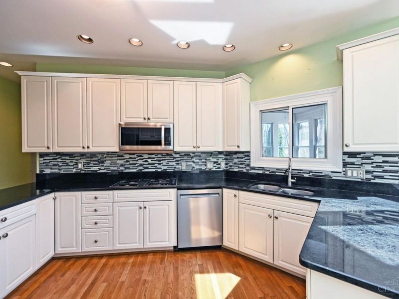 6649 Miami Trails Drive, Miami Twp, OH 45140 Photo 12