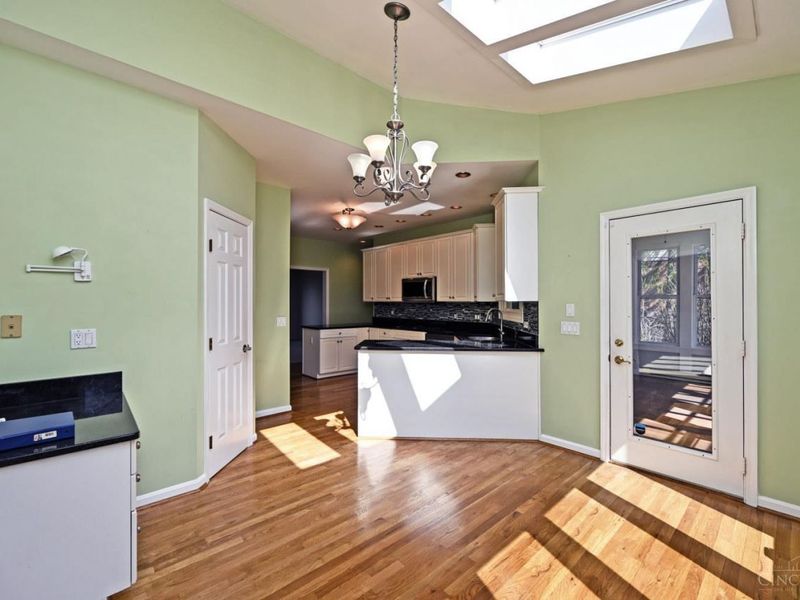 6649 Miami Trails Drive, Miami Twp, OH 45140 Photo 16