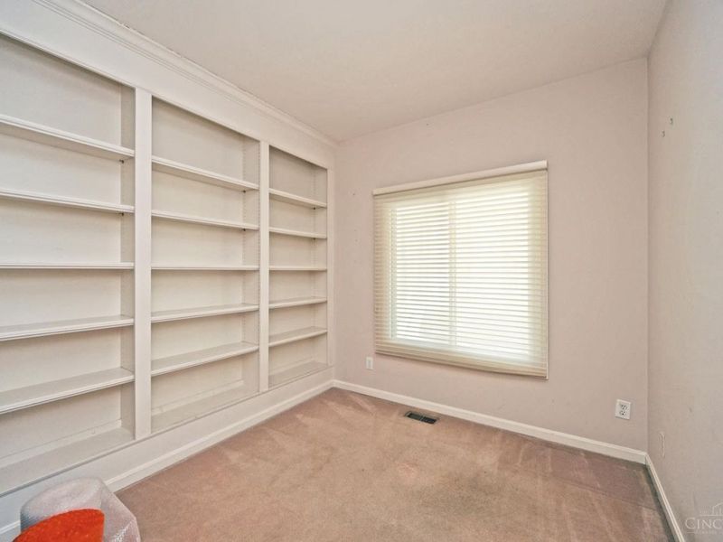 6649 Miami Trails Drive, Miami Twp, OH 45140 Photo 24