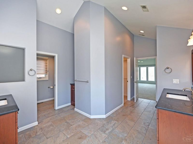 6649 Miami Trails Drive, Miami Twp, OH 45140 Photo 31