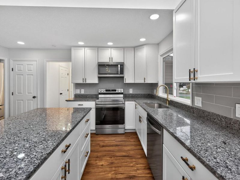 811 Wind Bluff Point, Springboro, OH 45066 Photo 10