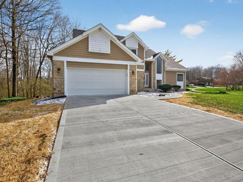 811 Wind Bluff Point, Springboro, OH 45066 Photo 2