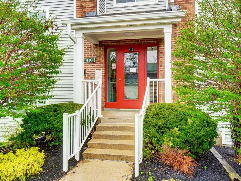 410 Carrington Lane, Unit 311, Loveland, OH 45140 Photo 4