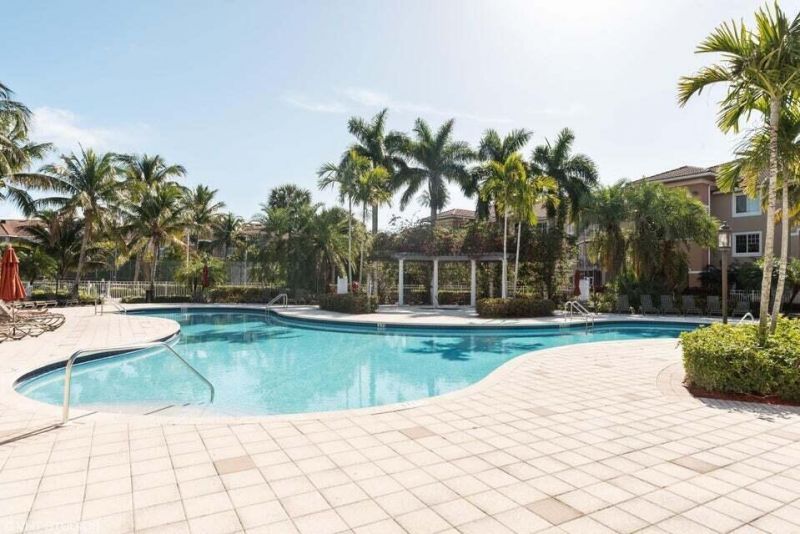 6410 Emerald Dunes Drive, Unit 205, West Palm Beach, FL 33411 Photo