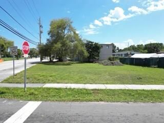 602 NW 1st Street, Dania Beach, FL 00000 Photo