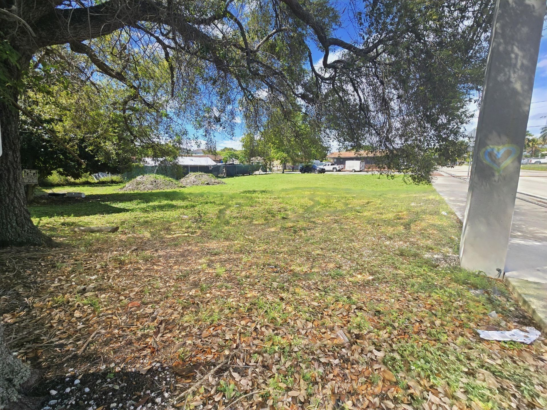 602 NW 1st Street, Dania Beach, FL 00000 Photo