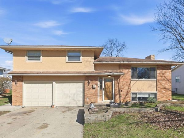 6050 Karl Road , Columbus, OH 43229