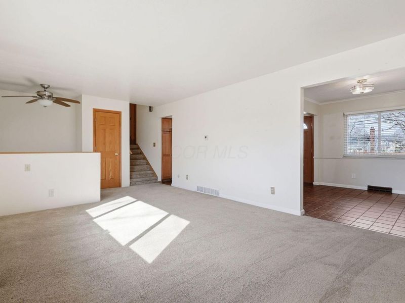 6050 Karl Road , Columbus, OH 43229 Photo 12