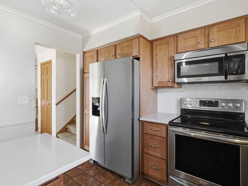 6050 Karl Road , Columbus, OH 43229 Photo 19