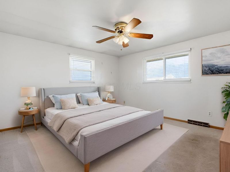 6050 Karl Road , Columbus, OH 43229 Photo 23