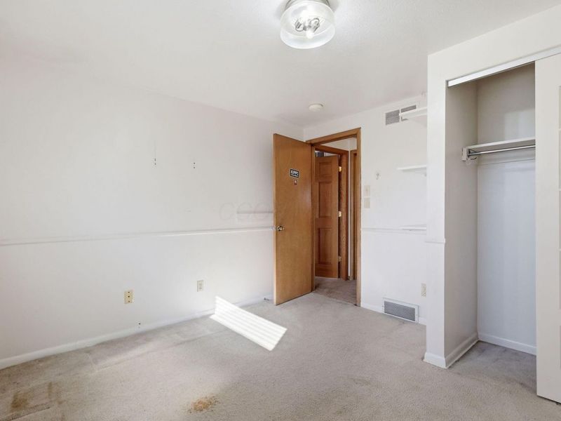 6050 Karl Road , Columbus, OH 43229 Photo 30