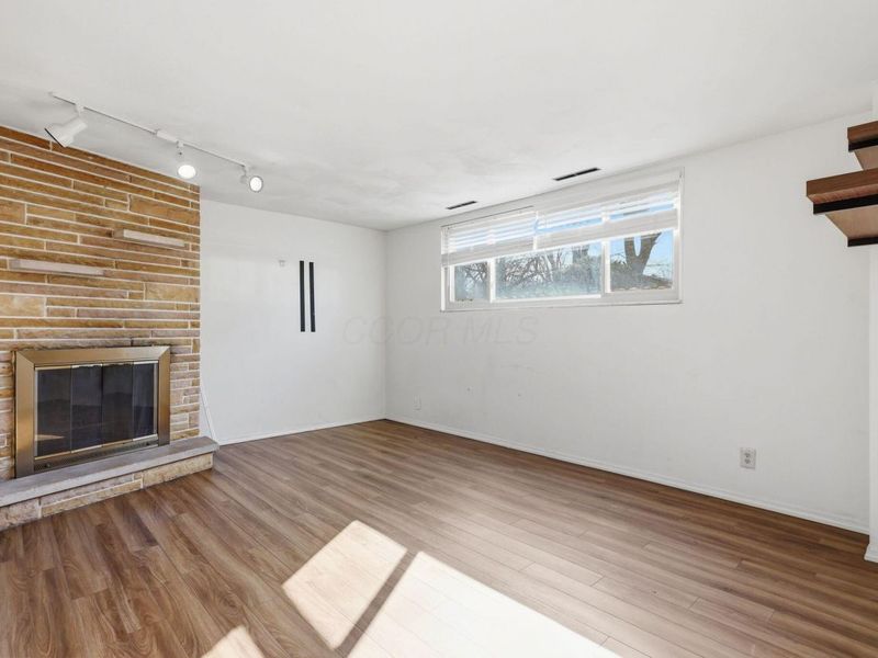 6050 Karl Road , Columbus, OH 43229 Photo 33