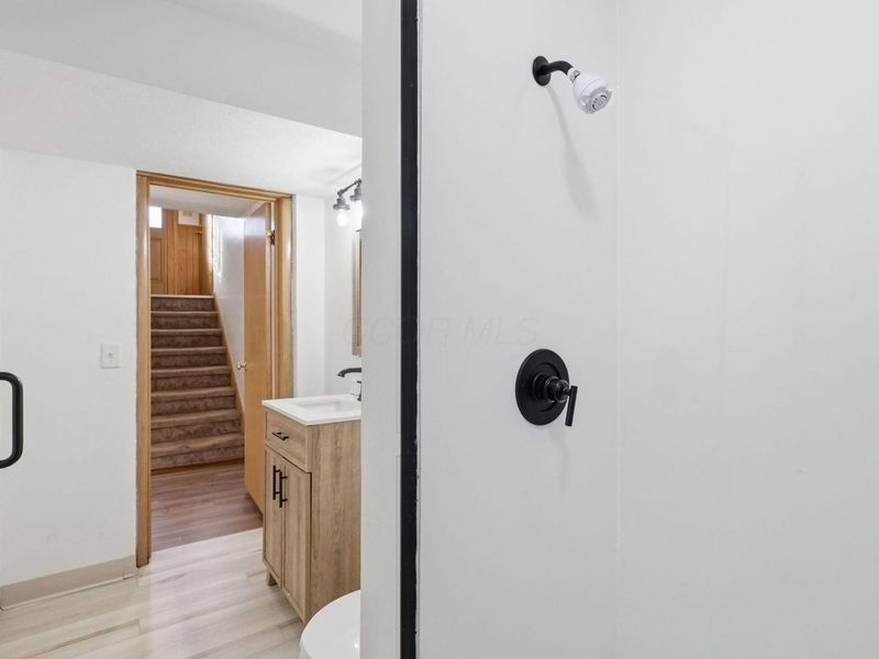 6050 Karl Road , Columbus, OH 43229 Photo 39