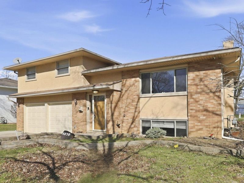 6050 Karl Road , Columbus, OH 43229 Photo 5