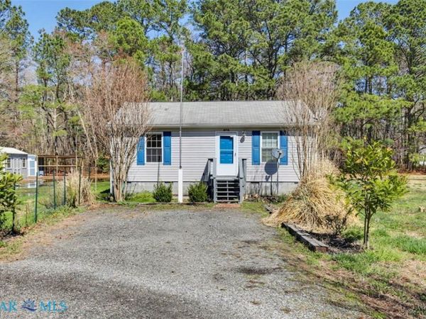 341 Cardinal Road , Cardinal, VA 23025