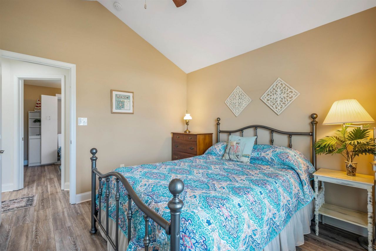 524 Shea Loop Photo 11