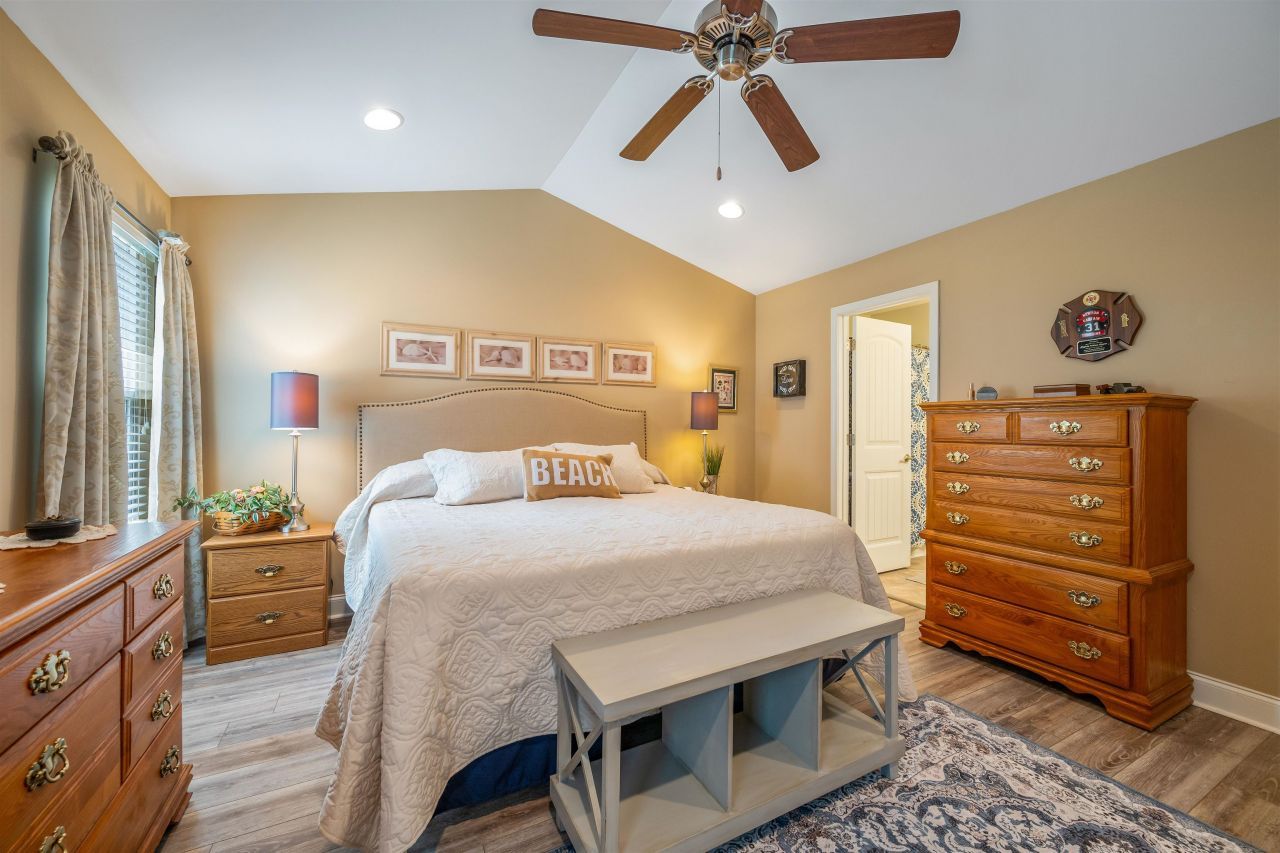 524 Shea Loop Photo 16