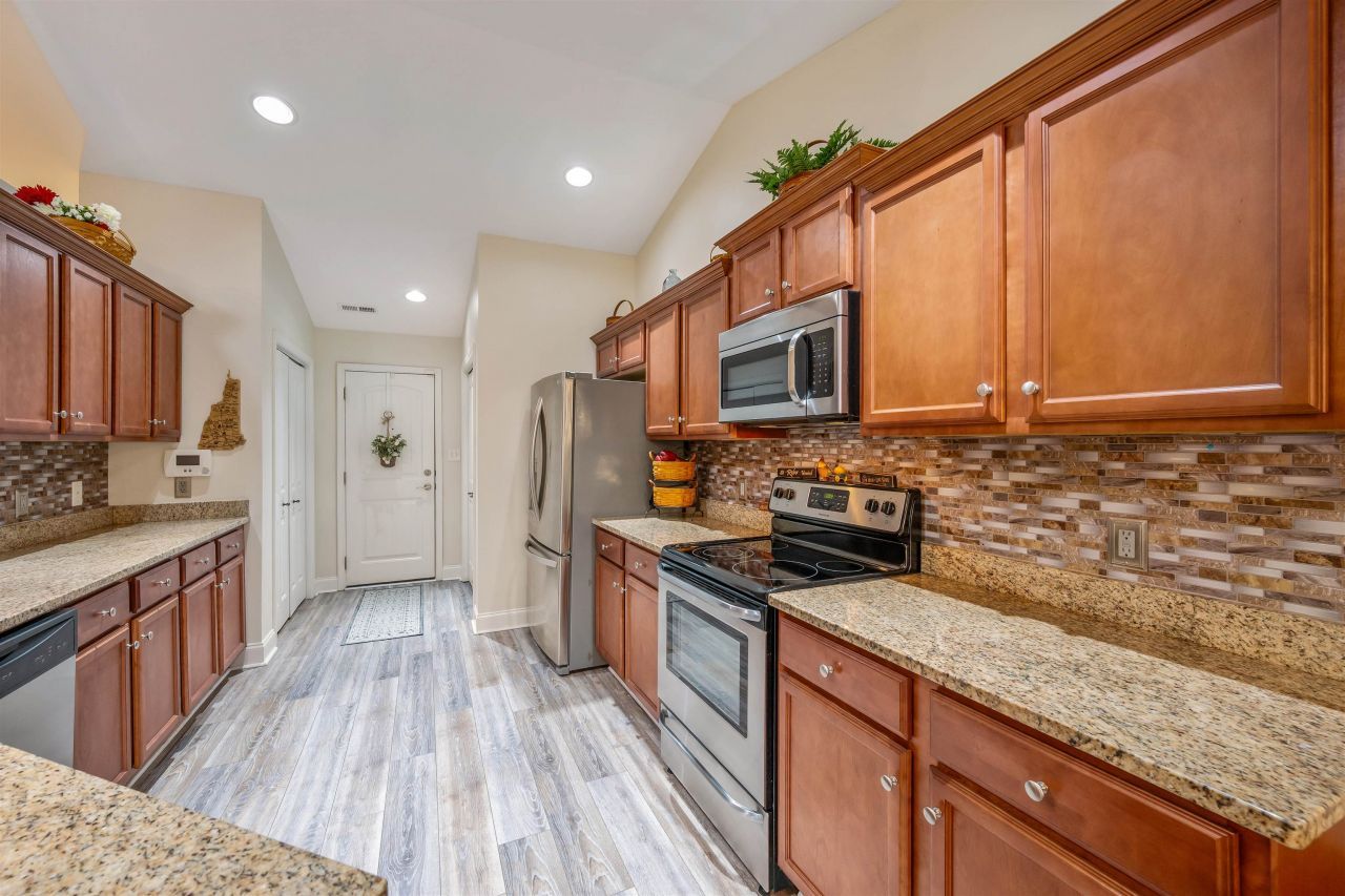 524 Shea Loop Photo 21