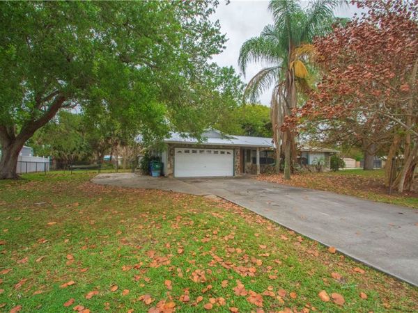 697 Barber Street, Sebastian, FL 32958