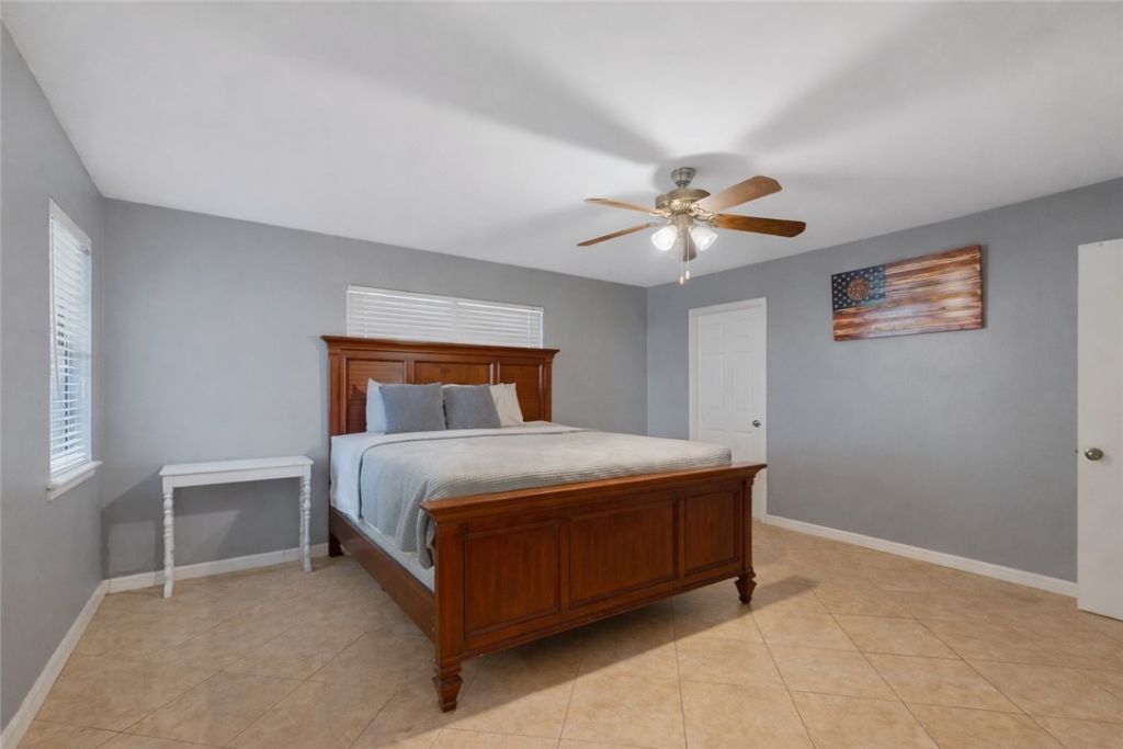 697 Barber Street, Sebastian, FL 32958 Photo