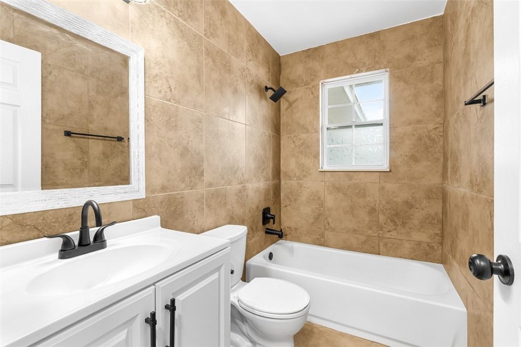 443 Azine Terrace, Sebastian, FL 32958 Photo