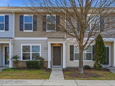 2907 Berkeley Springs Place, Raleigh, NC 27616