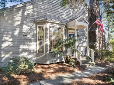 900 Albany Court, Raleigh, NC 27615