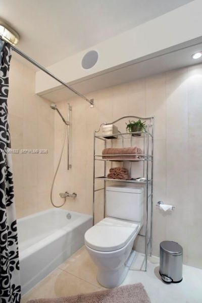 100 Lincoln Road , Unit 1511, Miami Beach, FL 33139 Photo