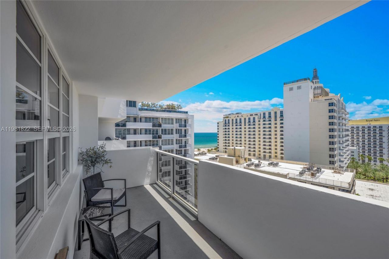 100 Lincoln Rd, Unit 1511, Miami Beach, FL 33139 Photo