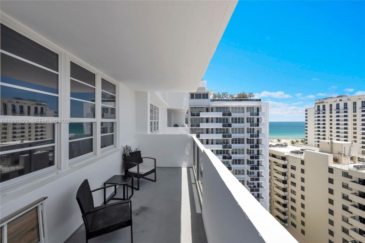 100 Lincoln Rd, Unit 1511, Miami Beach, FL 33139 Photo