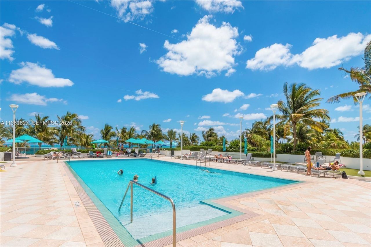 100 Lincoln Rd, Unit 1511, Miami Beach, FL 33139 Photo