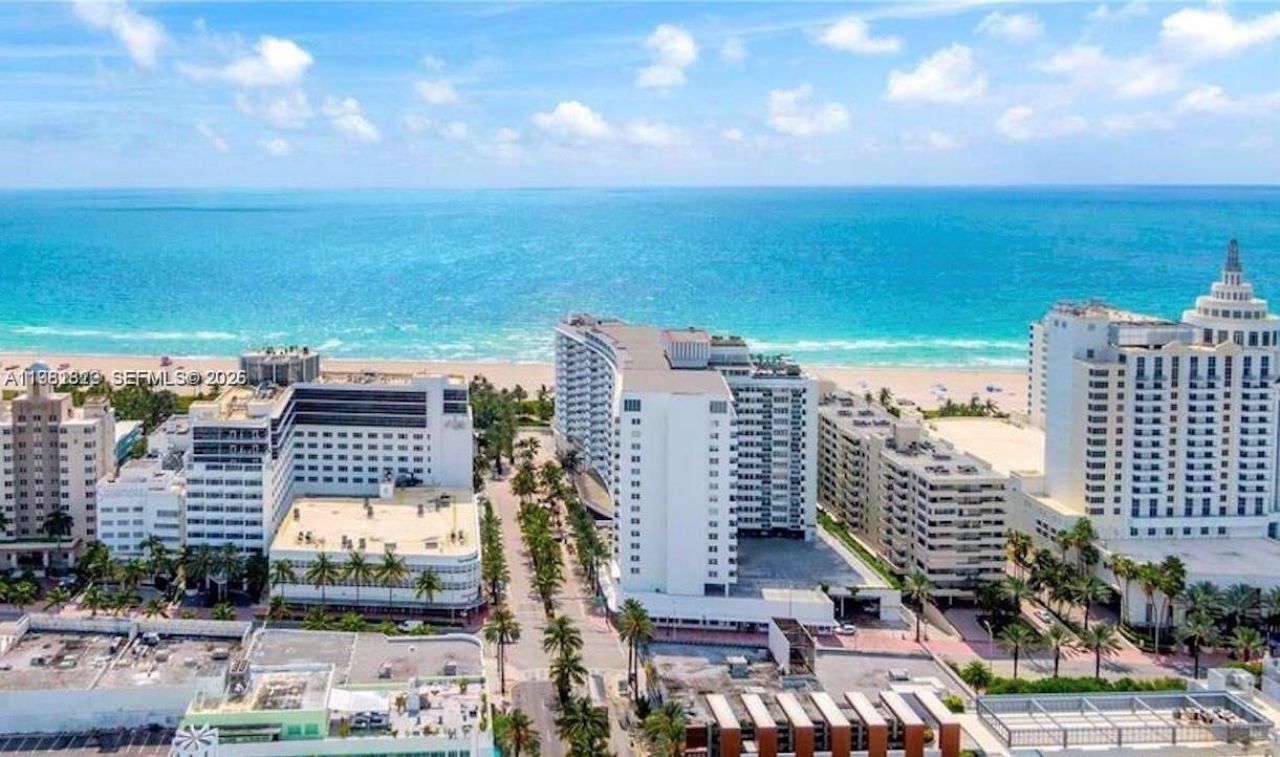 100 Lincoln Rd, Unit 1511, Miami Beach, FL 33139 Photo