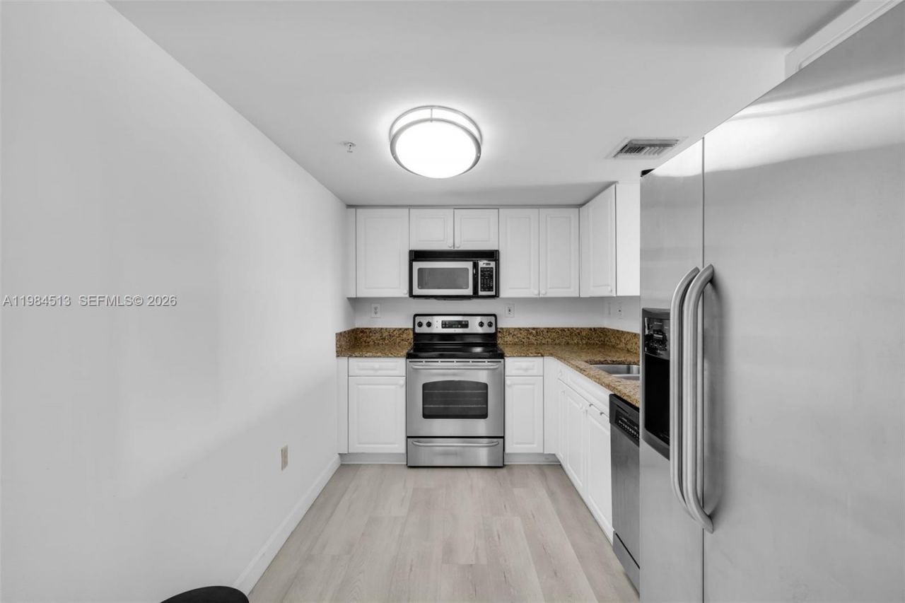 520 SE 5th Ave , Unit 1307, Fort Lauderdale, FL 33301 Photo