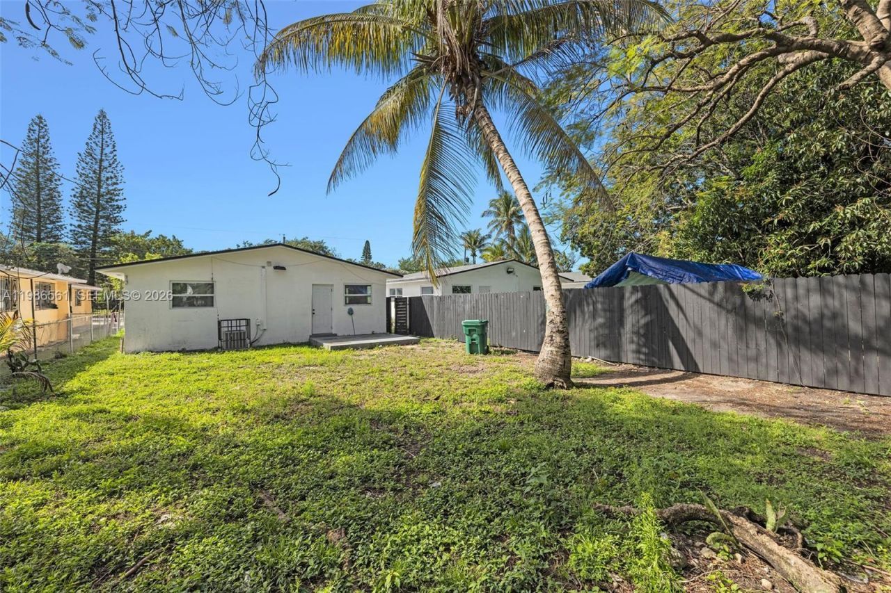 1443 NW 34th St , Unit 1443, Miami, FL 33142 Photo