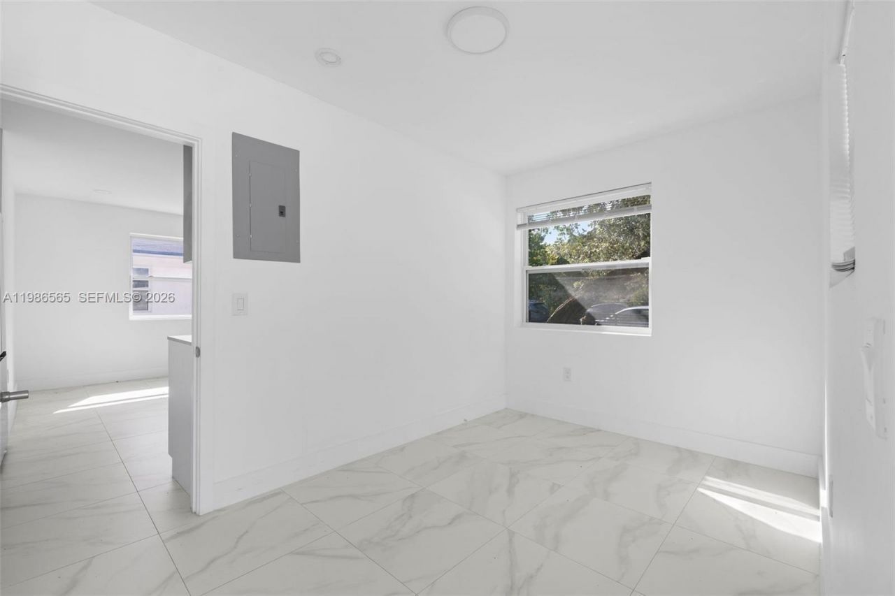 1445 NW 34th St , Unit 1445, Miami, FL 33142 Photo