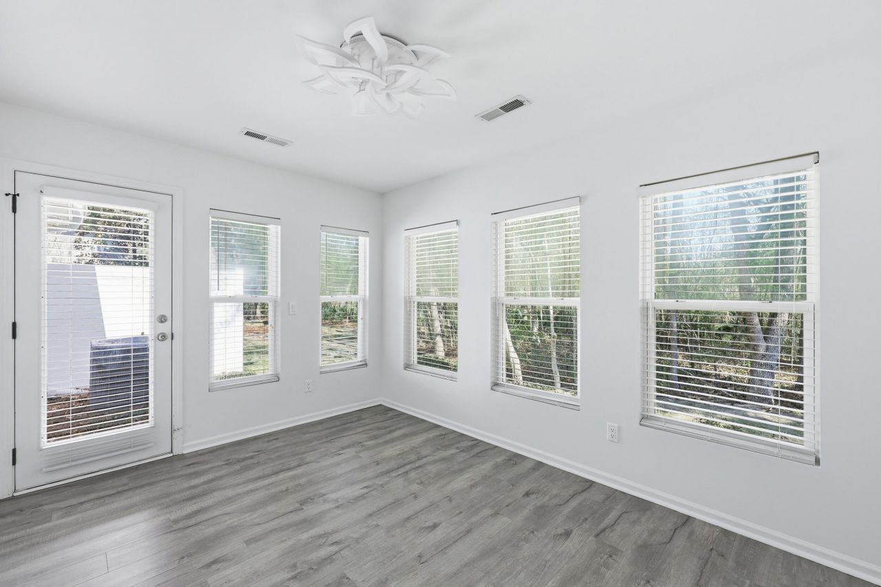 5150 Trump Street Photo 15