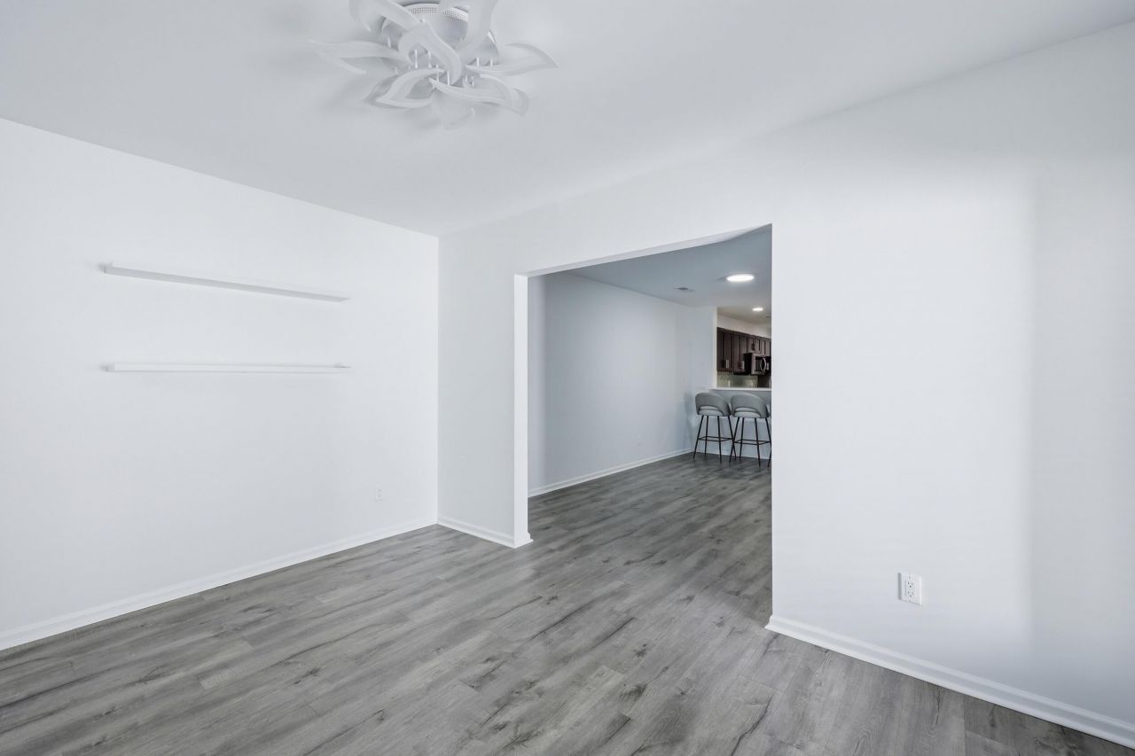 5150 Trump Street Photo 16