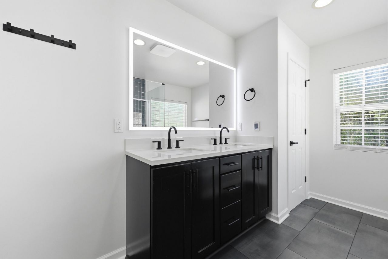 5150 Trump Street Photo 22