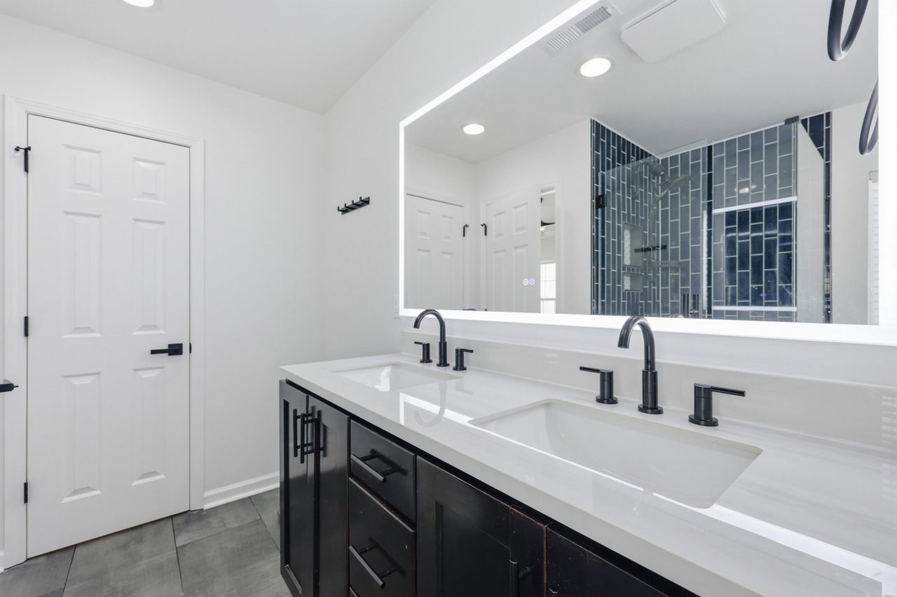 5150 Trump Street Photo 23