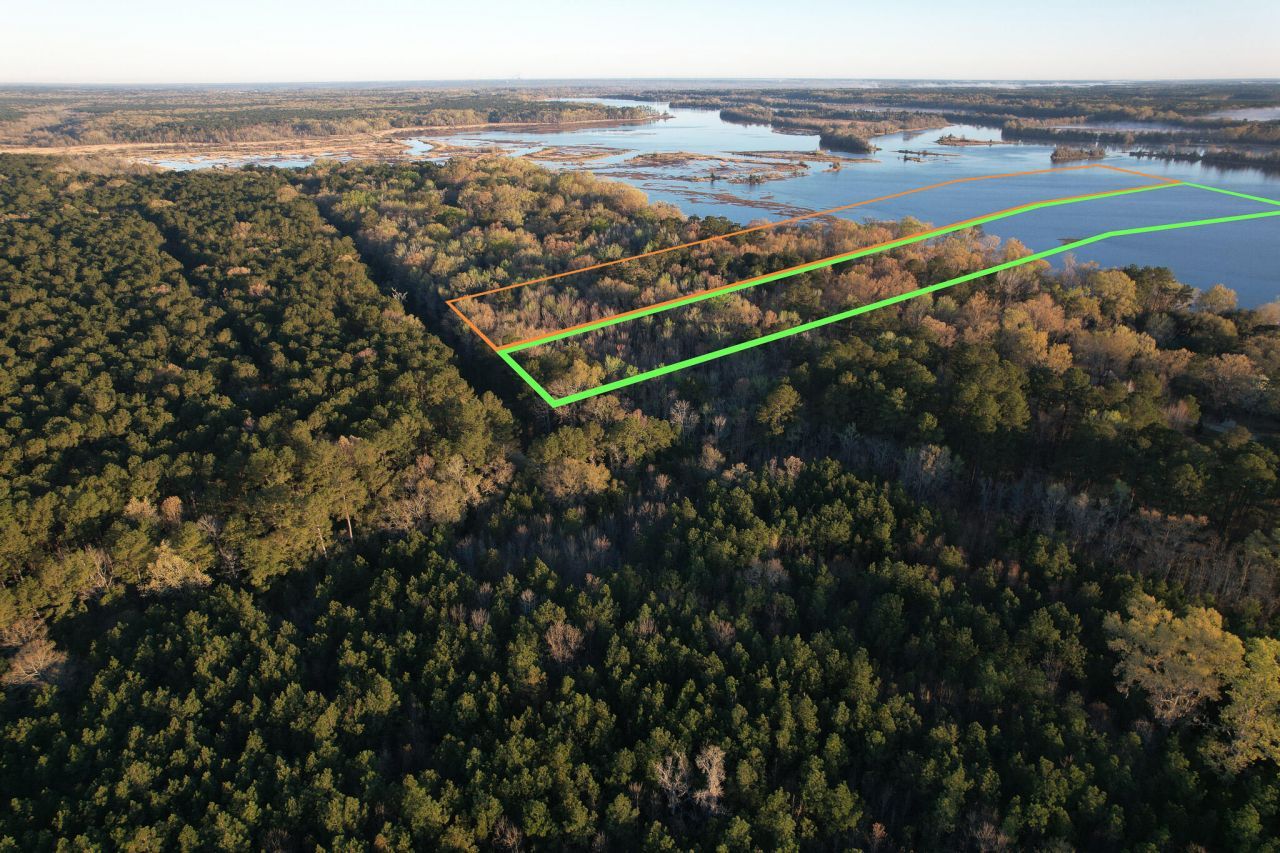 554 Point Comfort Road Photo 14