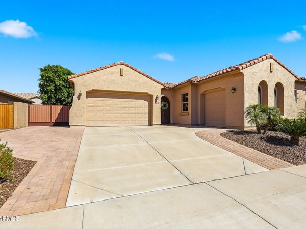 5608 W ALYSSA Lane, Phoenix, AZ 85083