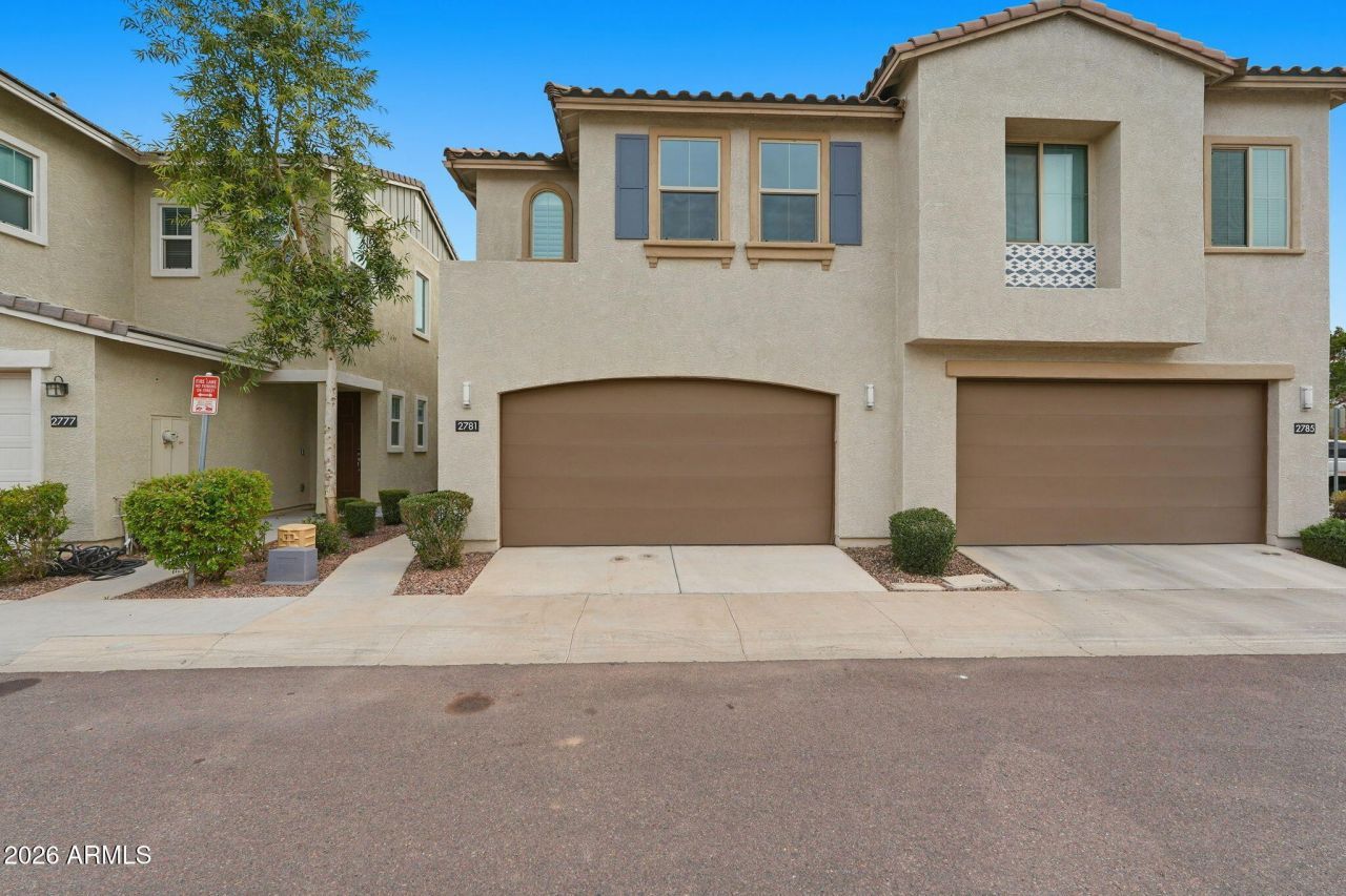 2781 S Comanche Drive, Chandler, AZ 85286 Main Photo
