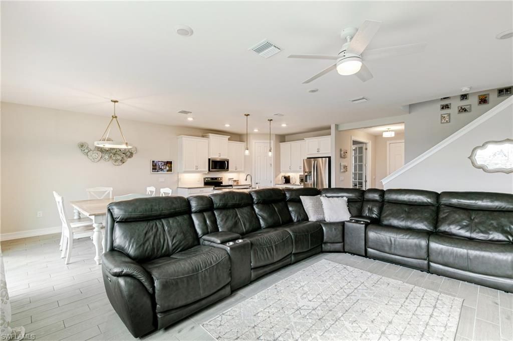 202 Spring Hill Lake Loop, Cape Coral, FL 33993 Photo