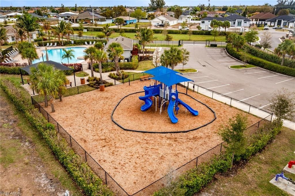 202 Spring Hill Lake Loop, Cape Coral, FL 33993 Photo