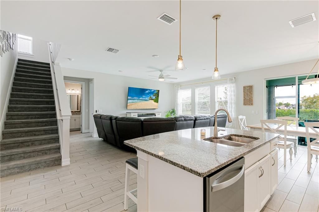 202 Spring Hill Lake Loop, Cape Coral, FL 33993 Photo