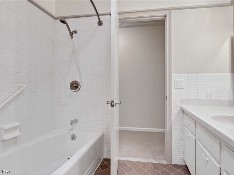 30513 Ednil Drive , Bay Village, OH 44140 Photo 28